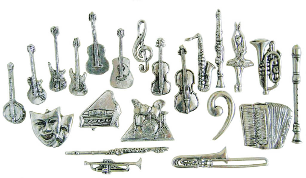 Pewter Pin Badge Spanish Guitar